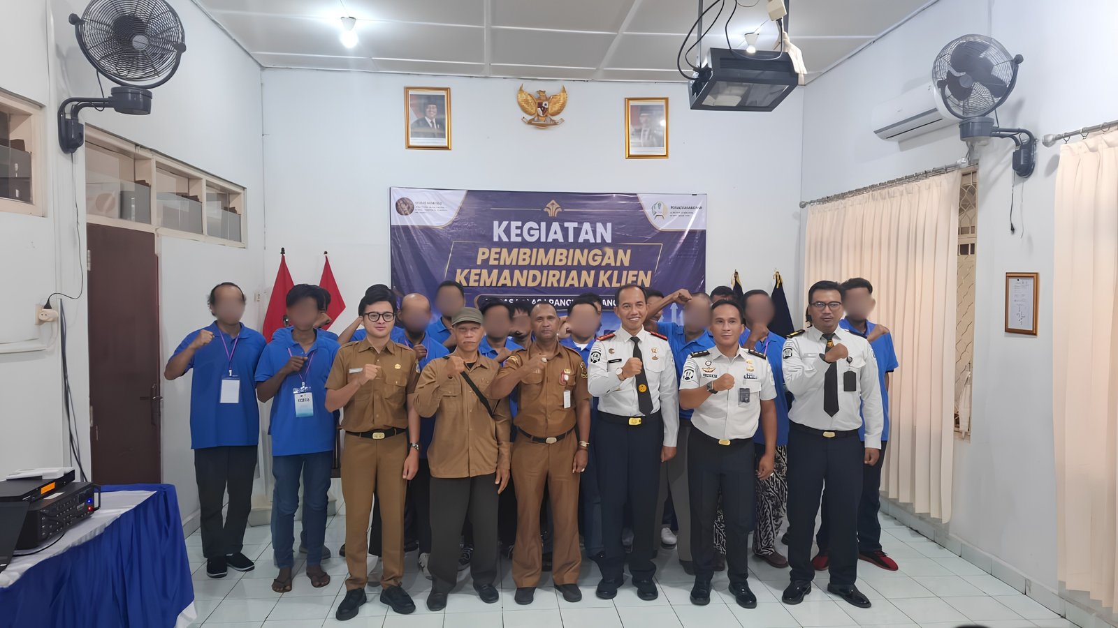 Kanwil Ditjenpas Babel Dukung Pembimbingan Kemandirian Klien Bapas melalui Pelatihan Pembuatan Interior